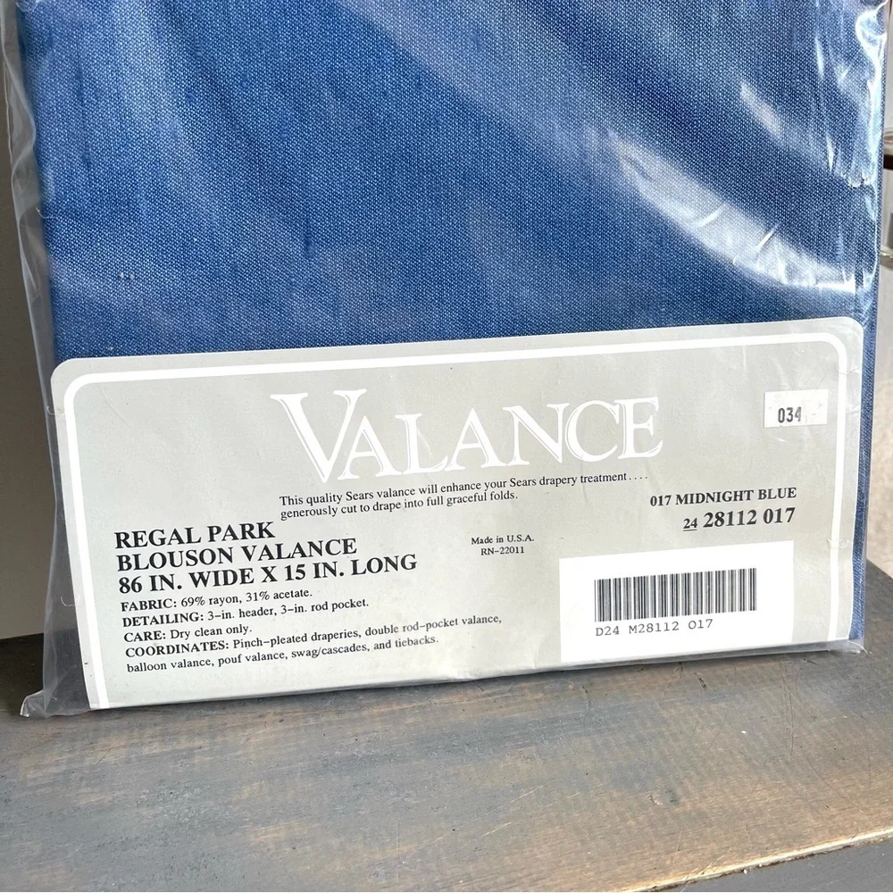 Regal Park Blouson Valance 86in Wide by 15in Long 017 Midnight Blue